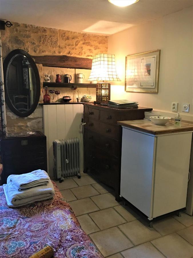 Chambres D'Hotes Les Coustilles Saint-Alvère Exterior foto